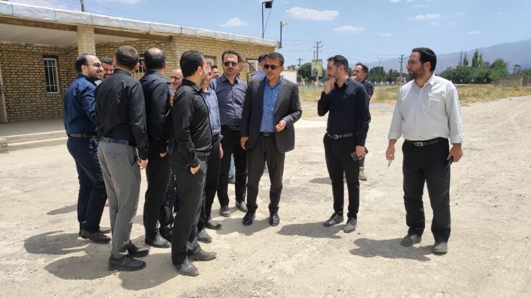 بازدید و بررسی وضعیت پیشرفت پروژه ۴۸۰ واحدی فرهنگیان همدان-02