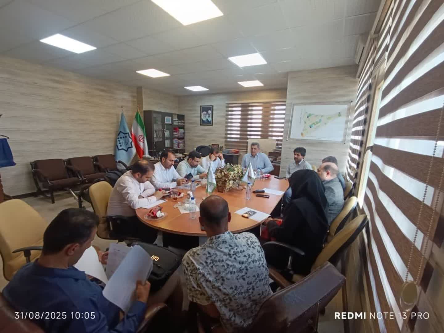 جلسه پیگیری و بررسی وضعیت ۱۶۸ واحدی زاهدان-01