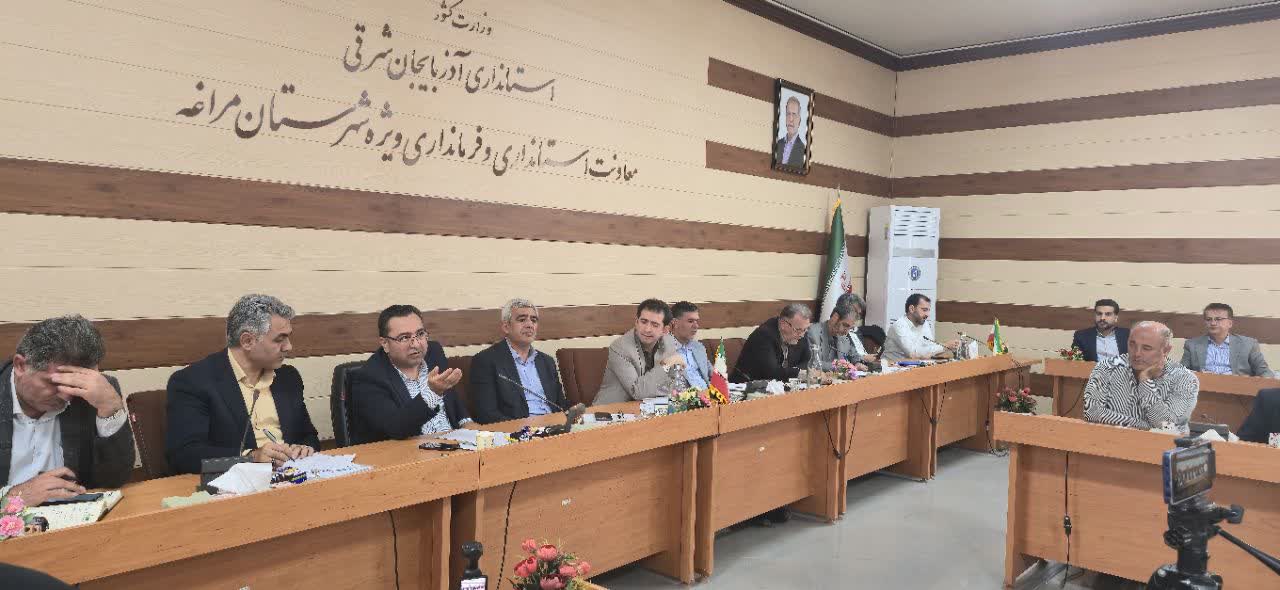 جلسه بررسی وضعیت تکمیل زیرساخت ها و تحویل پروژه ۴۰۰ واحدی مراغه-05