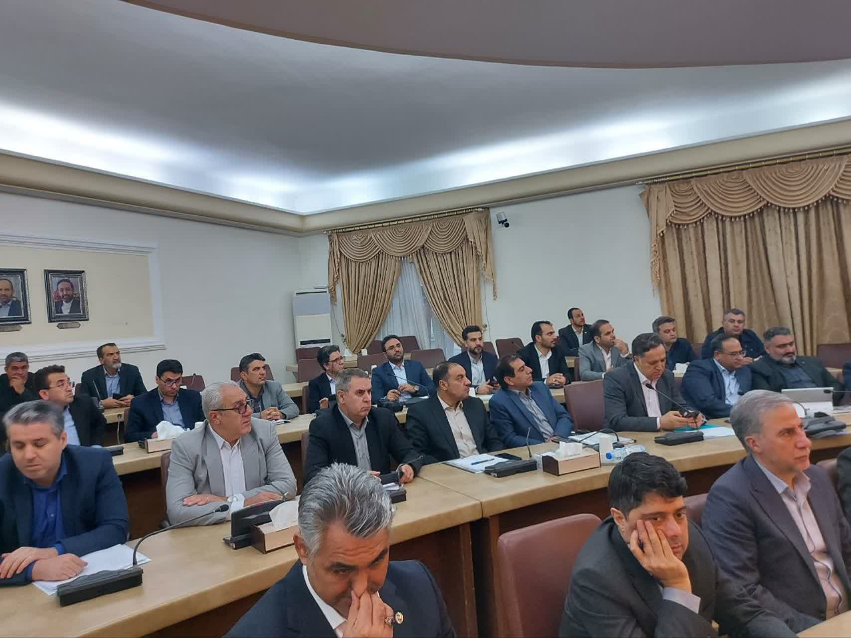 جلسه شورای مسکن استان آذربایجان شرقی-03