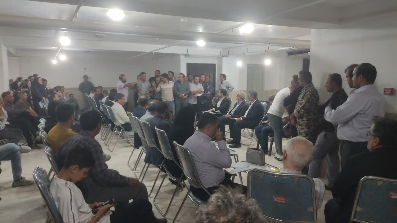 جلسه پیگیری و بررسی وضعیت پیشرفت پروژه ۴۰۰ واحدی مراغه-03