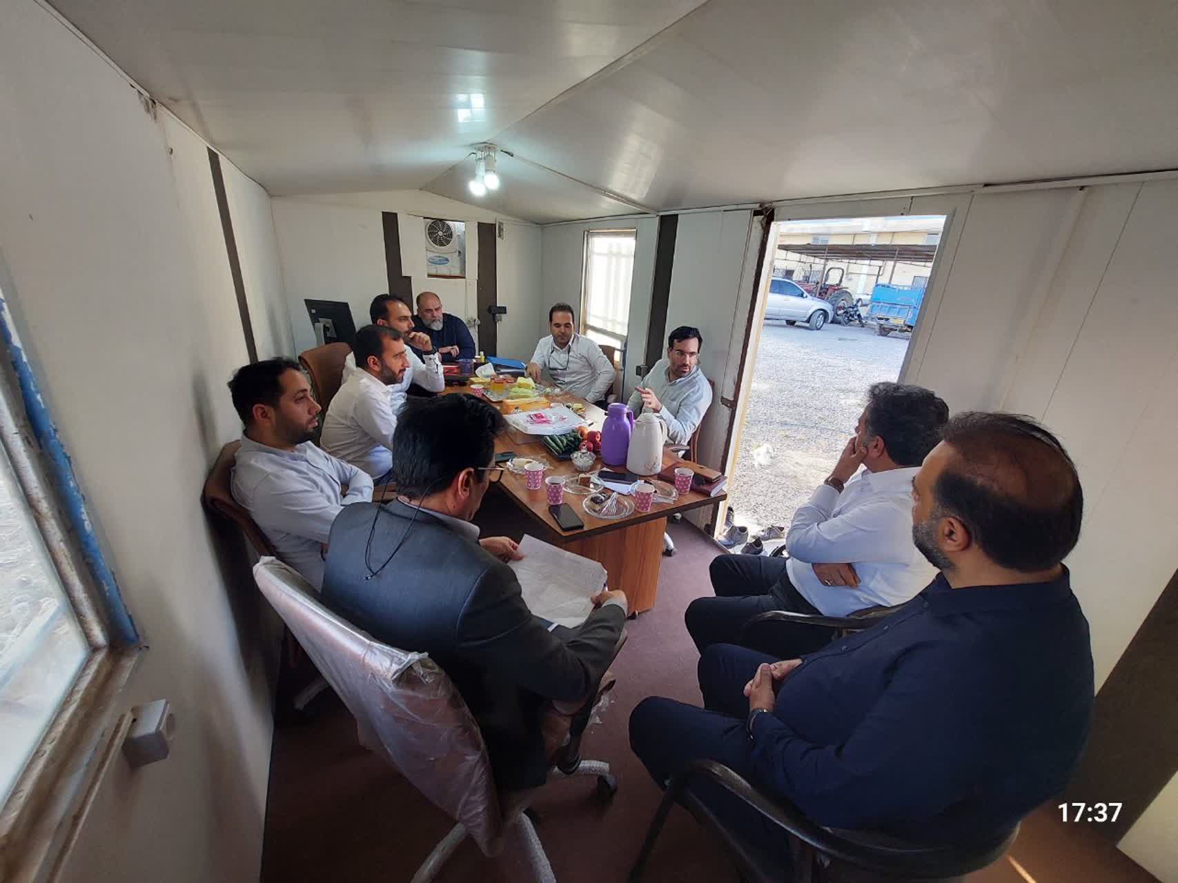 جلسه پیگیری پروژه ۲۴۰ واحدی بروجرد-01