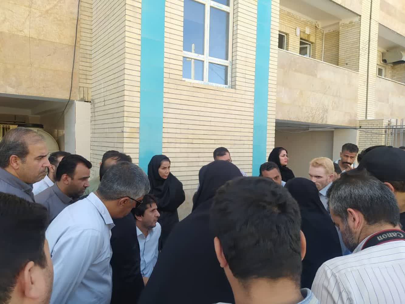 انتخاب واحد ۵۶ واحد از پروژه۱۶۸ واحدی مهرشهر زاهدان-02