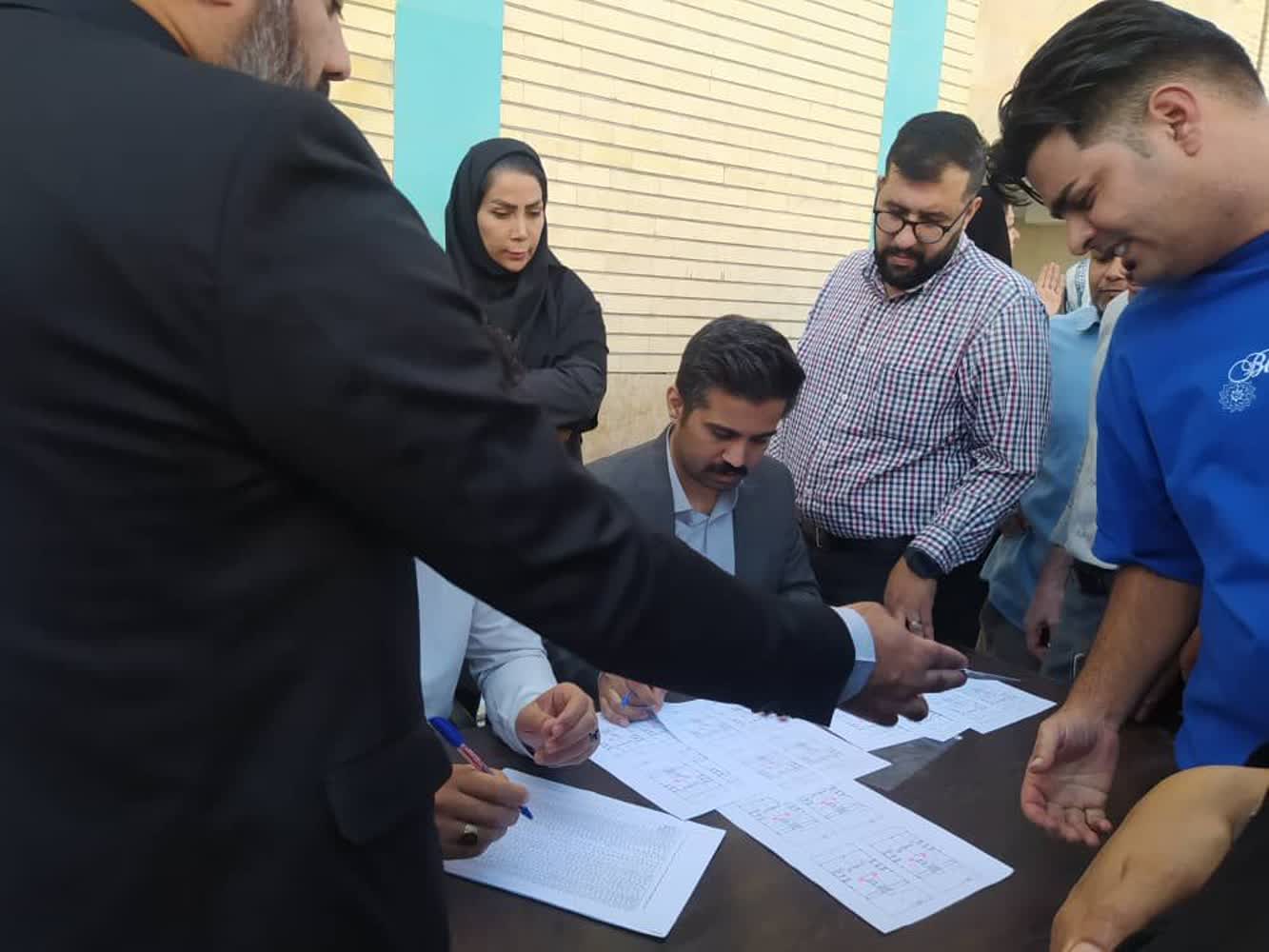 انتخاب واحد ۵۶ واحد از پروژه۱۶۸ واحدی مهرشهر زاهدان-03