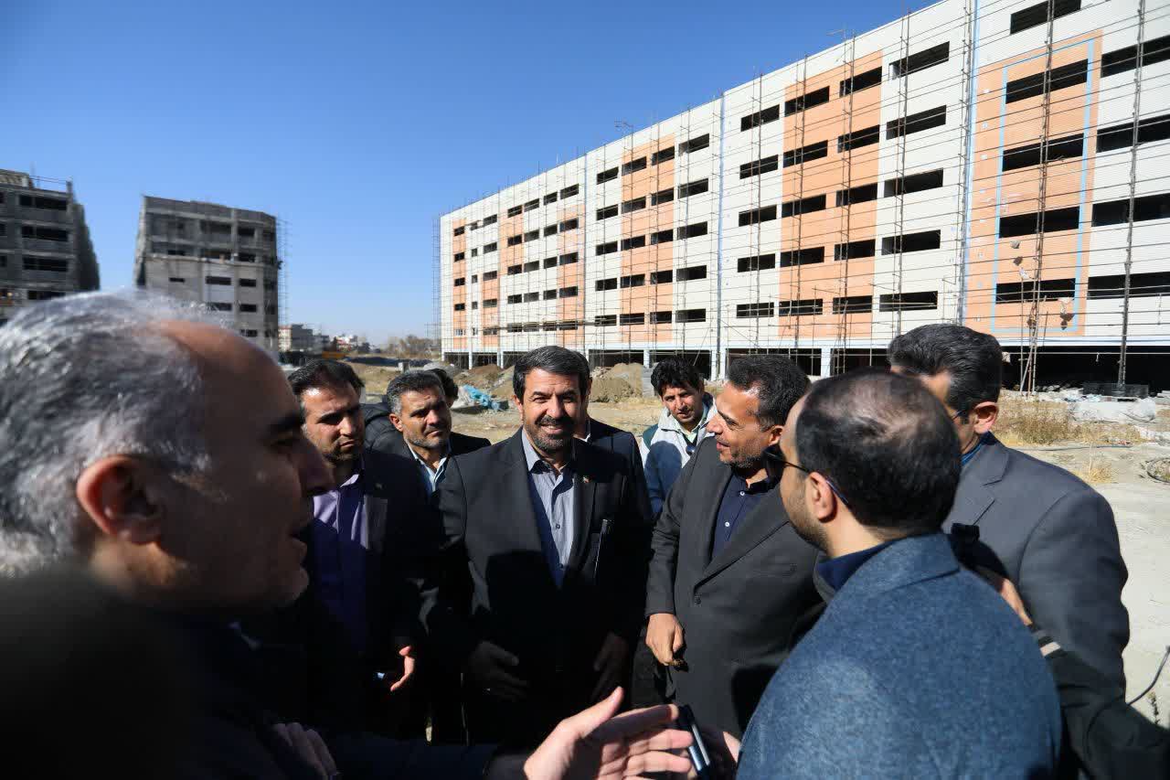 بازدید استاندار همدان از پروژه ۴۸۰ واحدی فرهنگیان-14