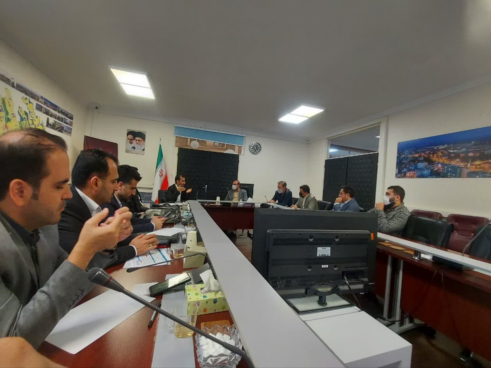 جلسه بررسی روند تغییر کارگزاری و واگذاری پروژه ۷۶۸ واحدی چشمه و پروژه فخر-04