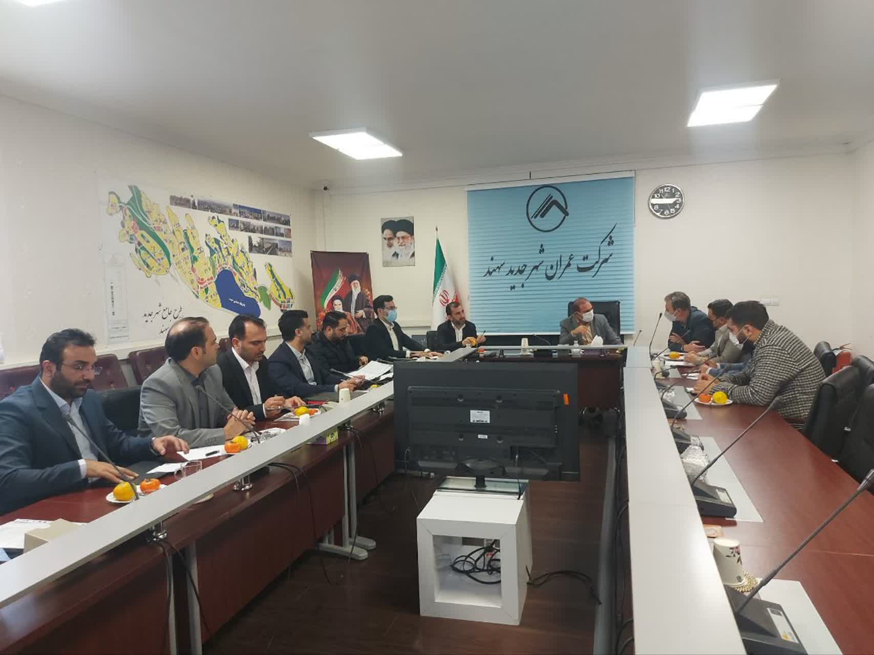 جلسه بررسی روند تغییر کارگزاری و واگذاری پروژه ۷۶۸ واحدی چشمه و پروژه فخر-06