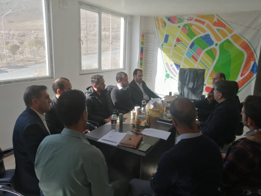 جلسه بررسی روند پیشرفت و تحویل فاز اول پروژه ۲۰۰ واحدی مهاجران-02