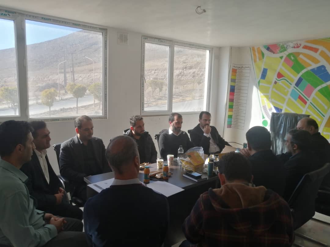 جلسه بررسی روند پیشرفت و تحویل فاز اول پروژه ۲۰۰ واحدی مهاجران-05