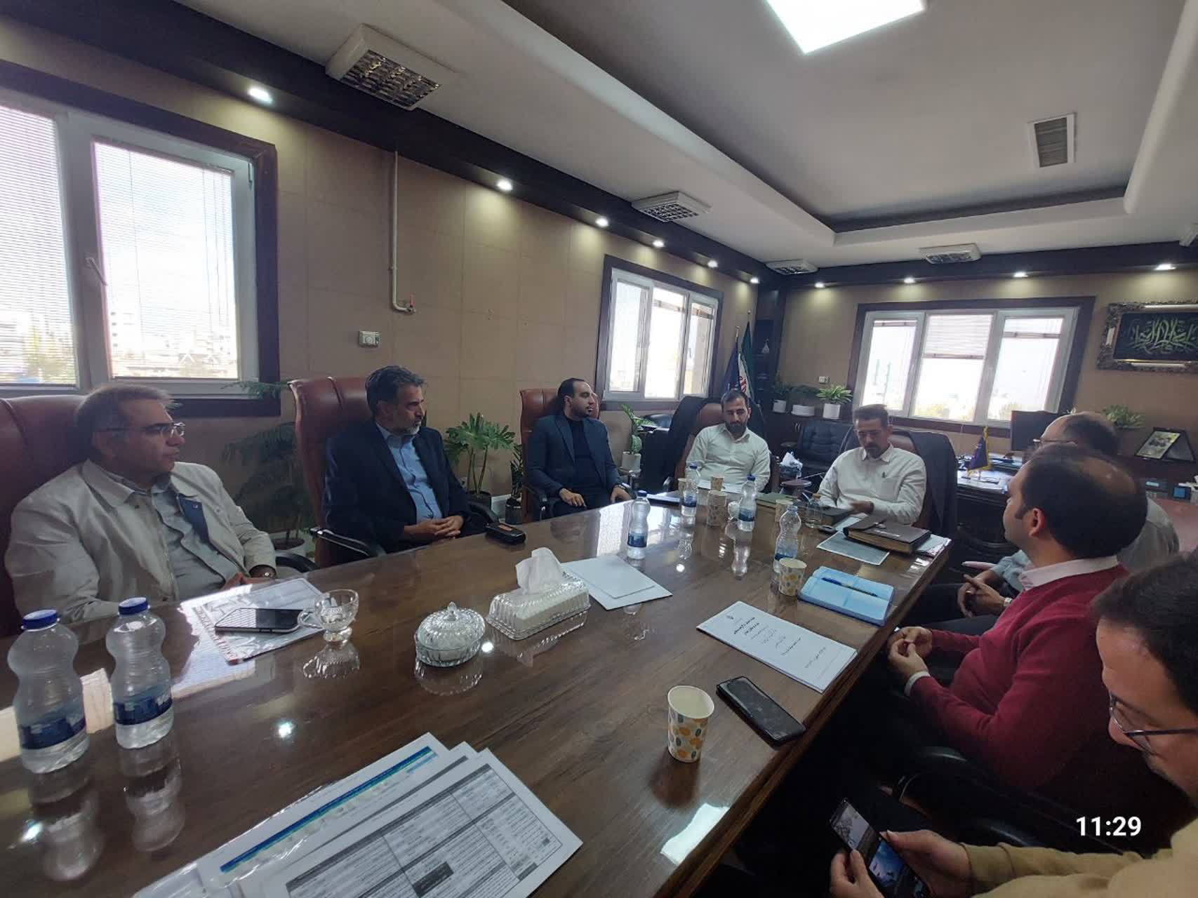 جلسه بررسی روند پیشرفت پروژه های استان و راهکارهای تسریع در تکمیل پروژه مدنی و فرهنگیان-03