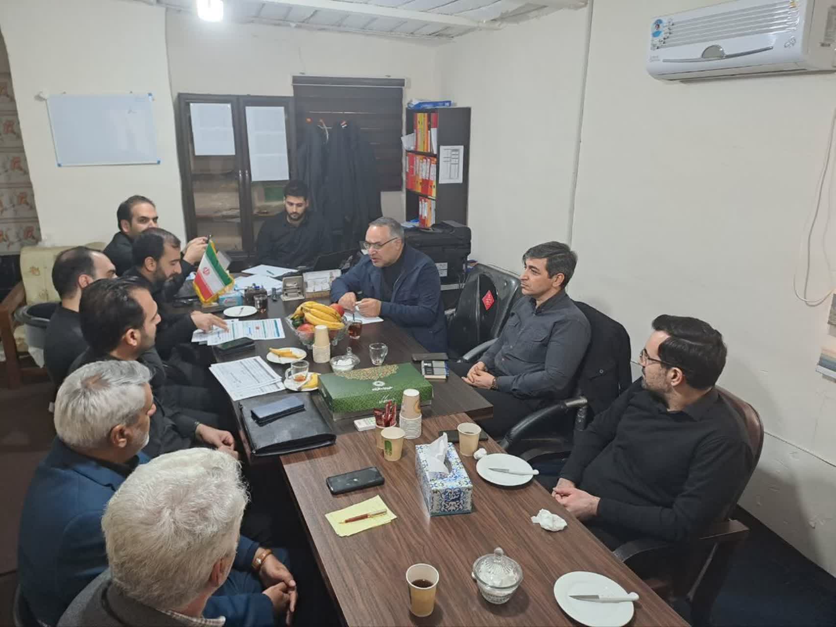 جلسه بررسی روند پیشرفت پروژه های استان کرمانشاه-02