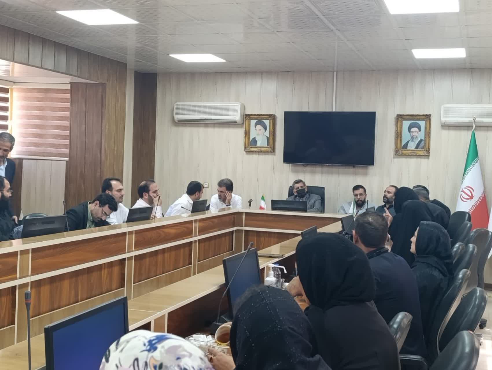 جلسه بررسی موضوعات و مسائل پروژه ۱۶۸ واحدی زاهدان-04