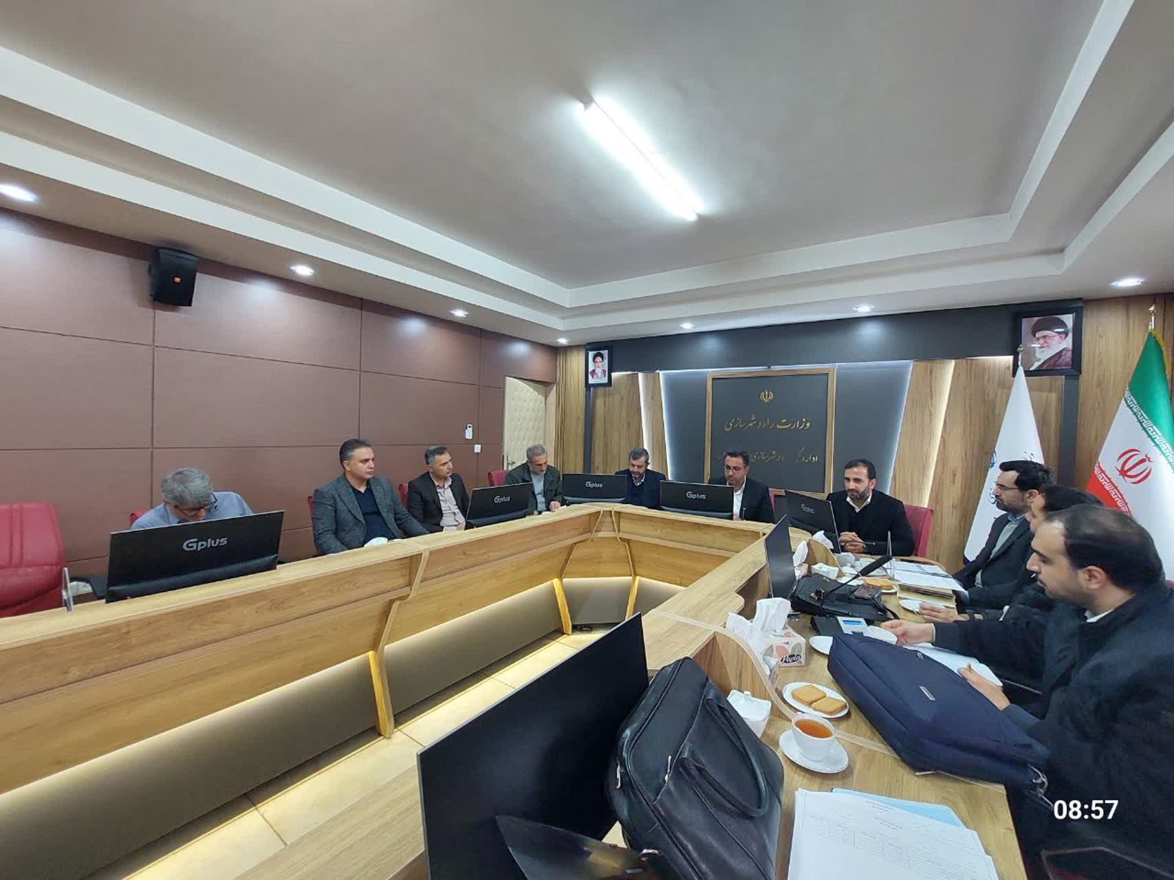 جلسه بررسی مسائل پروژه و تحویل ۶۶ واحد فاز اول پروژه سهل آباد-05