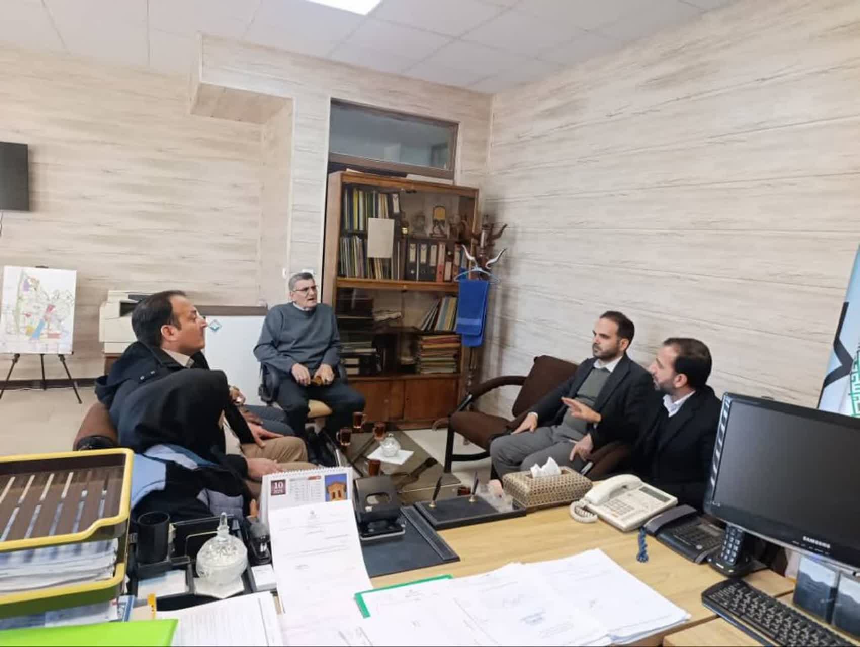 جلسه بررسی مسائل و موضوعات پروژه زاهدان-04