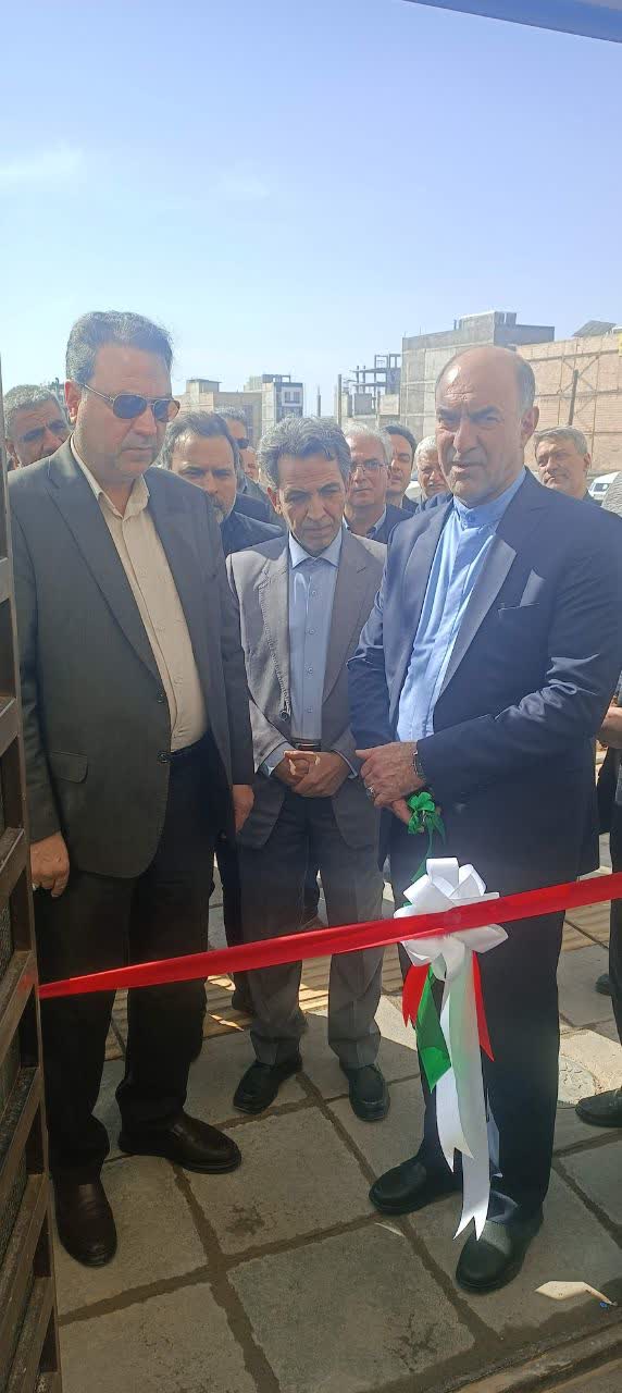 افتتاح پروژه ۲۰۰ واحدی نیشابور با حضور قامتی معاون عمرانی استاندار-06