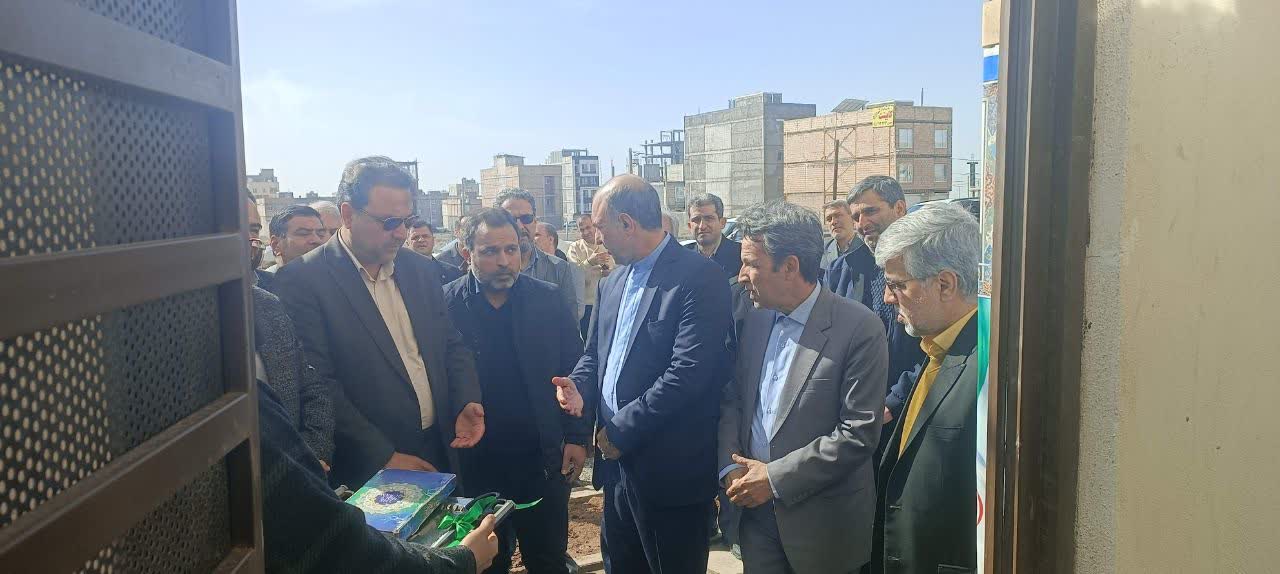 افتتاح پروژه ۲۰۰ واحدی نیشابور با حضور قامتی معاون عمرانی استاندار-08