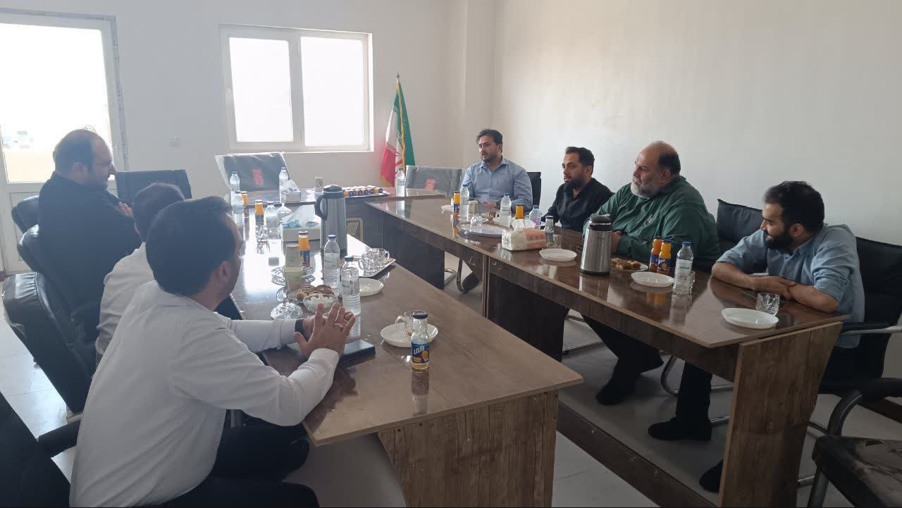 بازدید گروه حسابرسان ستاد اجرایی از پروژه ها-02