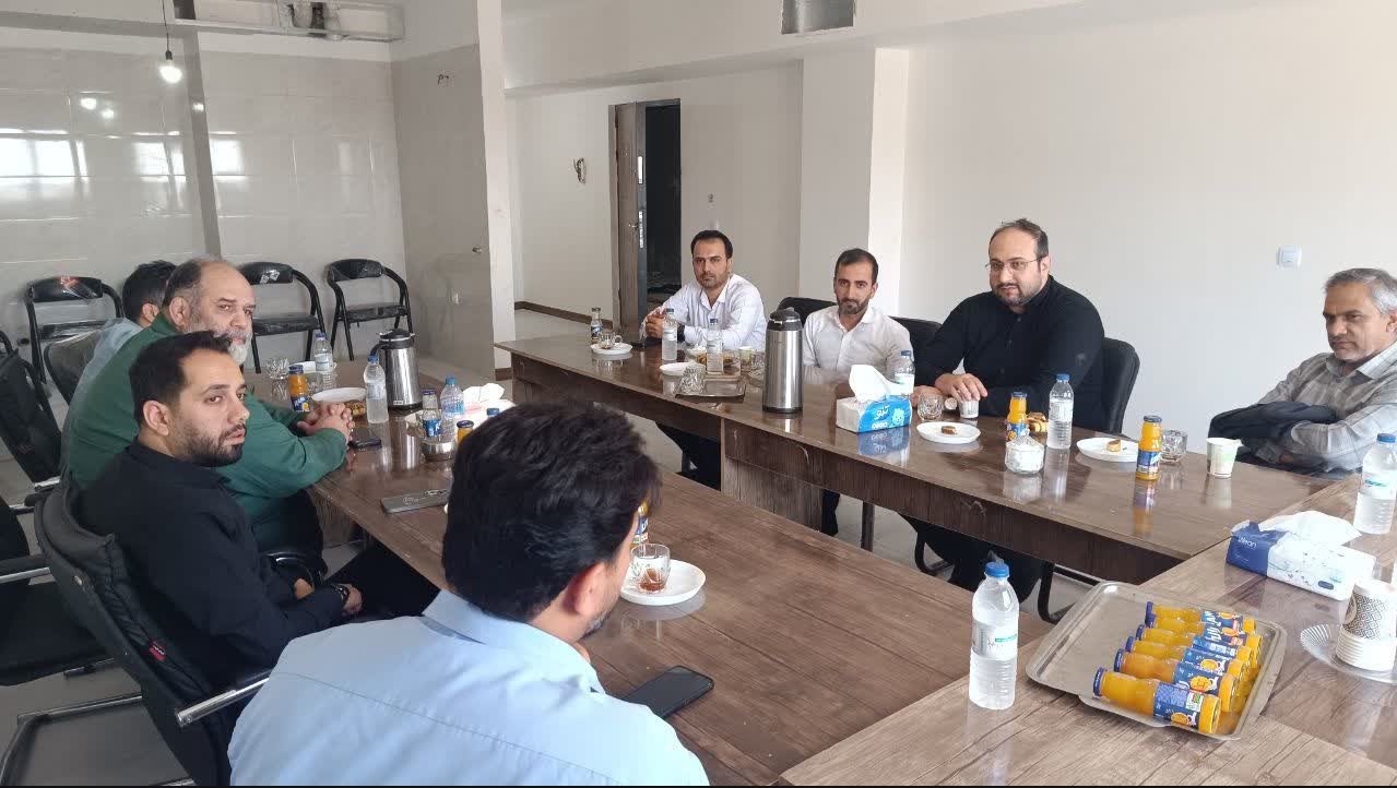 بازدید گروه حسابرسان ستاد اجرایی از پروژه ها-03